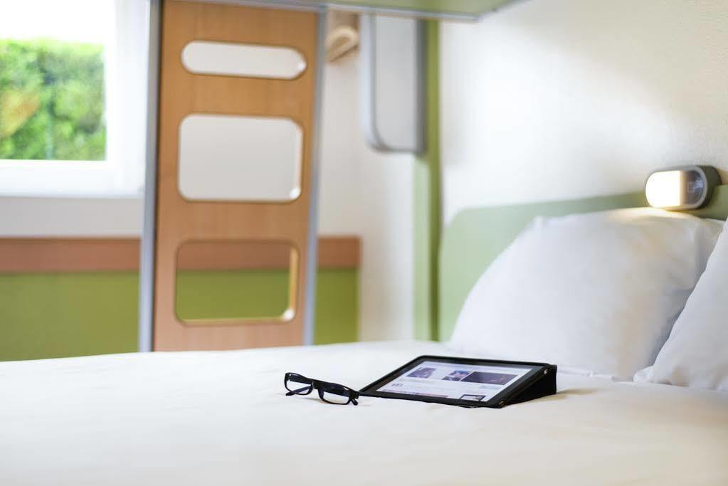 Ibis Budget Bordeaux Centre Bastide Exterior photo