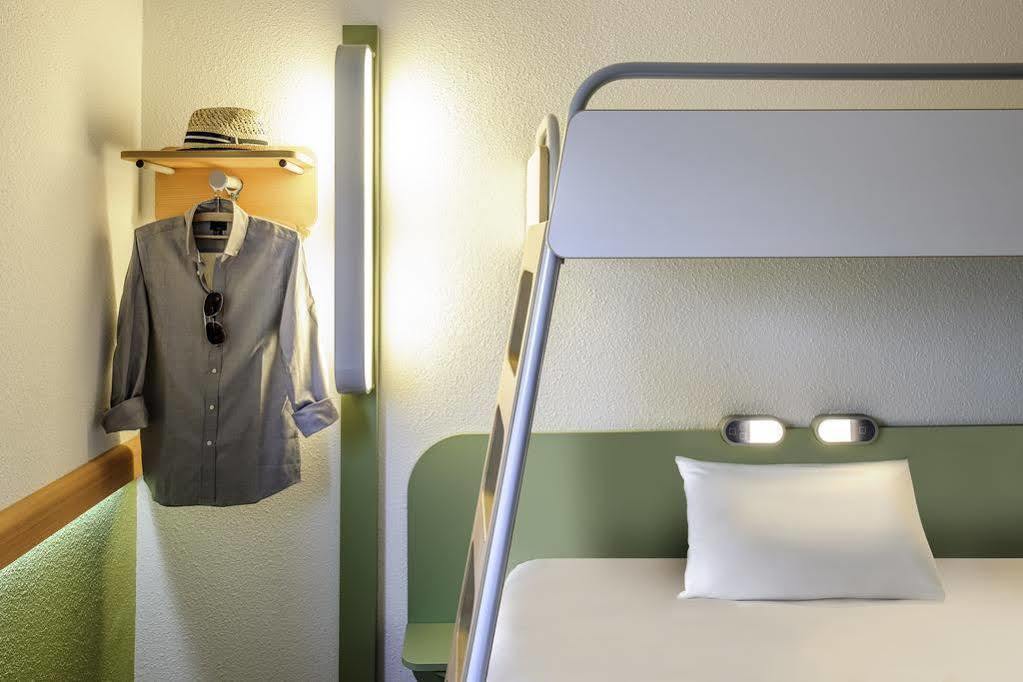 Ibis Budget Bordeaux Centre Bastide Exterior photo